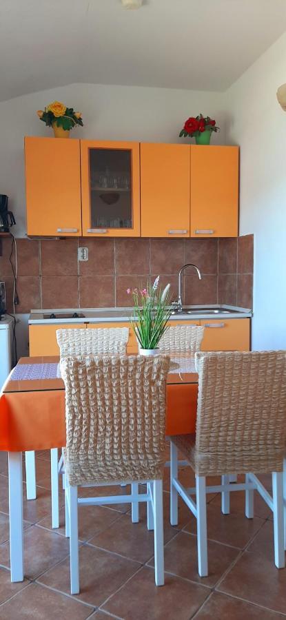 Apartment Pecarevic - A Holiday With A Stunning View Vis Extérieur photo